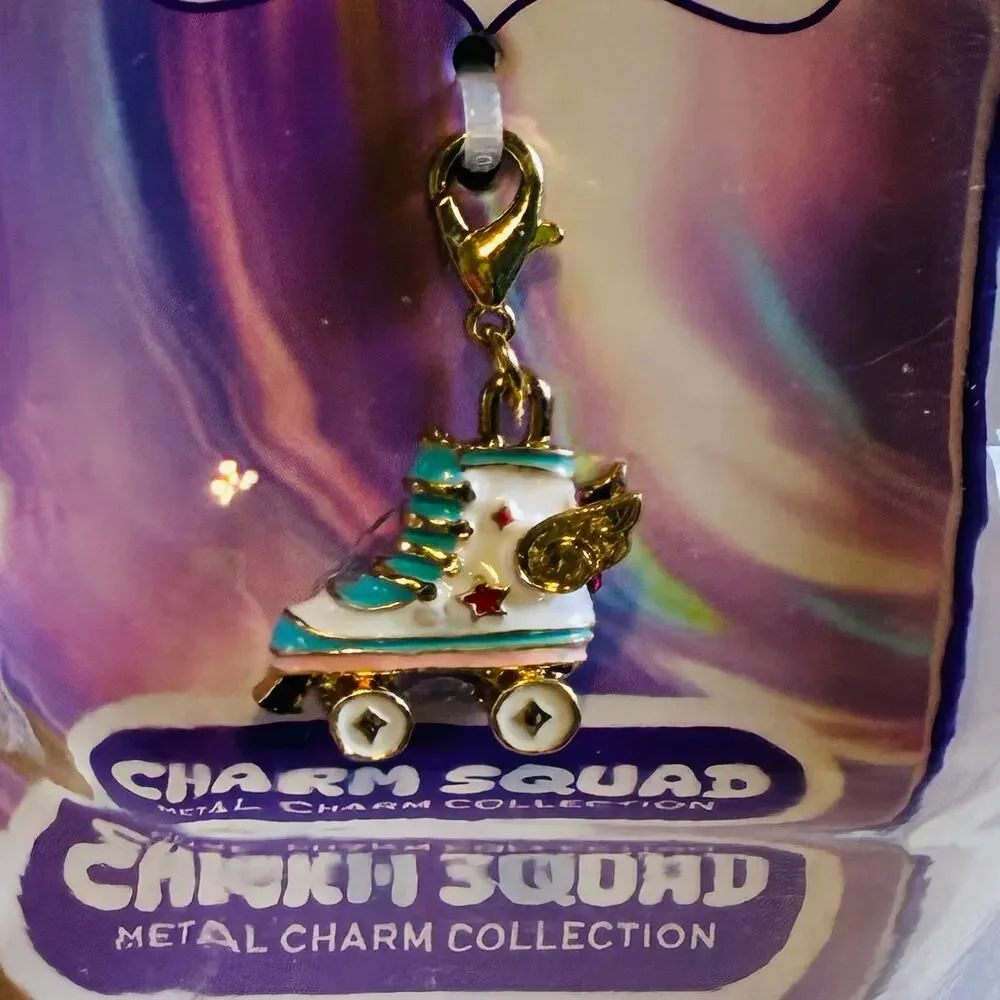 FAO Schwarz Charm Squad Roller Skate Charm NIP Enamel Gold Tone Winged Skate